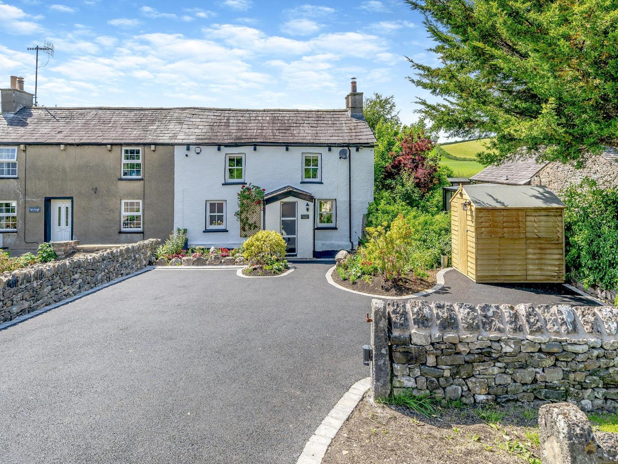 Rose Garden Cottage Heversham Exterior photo